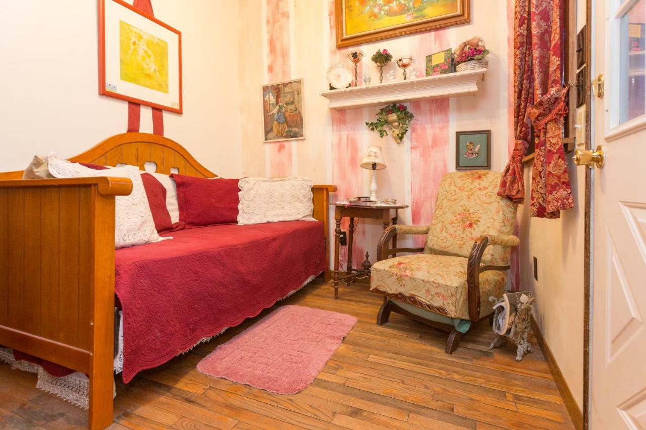 The Victorian Cottage At Creekside Camp & Cabins 马布尔福尔斯 外观 照片